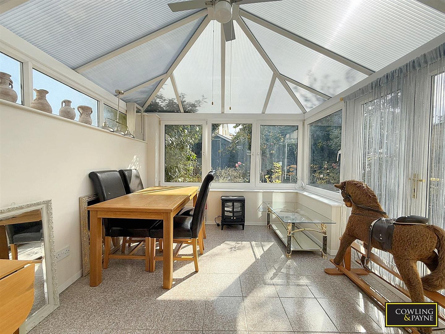 Beauchamps Drive, Wickford